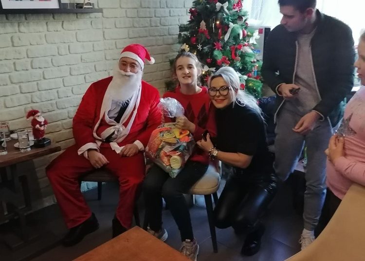 Pripadnici Granične policije BiH u akciji blagdanskog darivanja