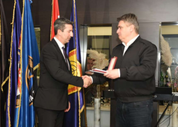 Milanović odlikovao ‘Gavran 2‘: “Ponosni smo na ono što ste dali Hrvatskoj. Srpska strana ne bi sjela za pregovarački stol da je Hrvati nisu natjerali…”