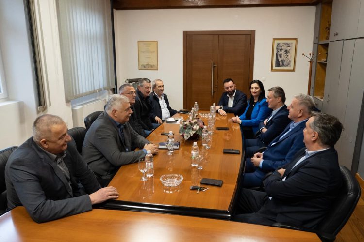 Održan radni sastanak Gradske uprave Širokog Brijega i predstavnika EP HZ HB