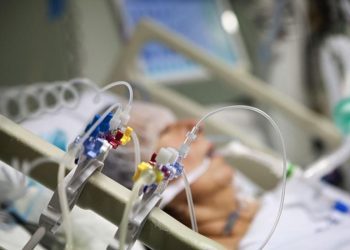 Bolest ne bira: Cimerici gasila respirator, iznervirao je zvuk