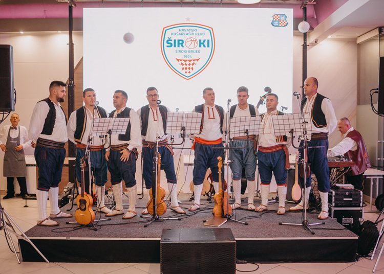 Tradicionalna Širokobriješka večer održana u Zagrebu (FOTO)