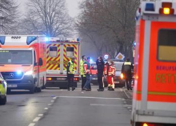 Drama u Njemačkoj: Muškarac nožem napao putnike u vlaku