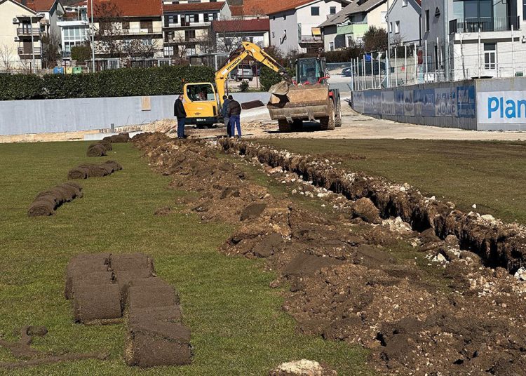 Posušje: Nastavljeni radovi na postavljanju reflektora na Mokrom Docu