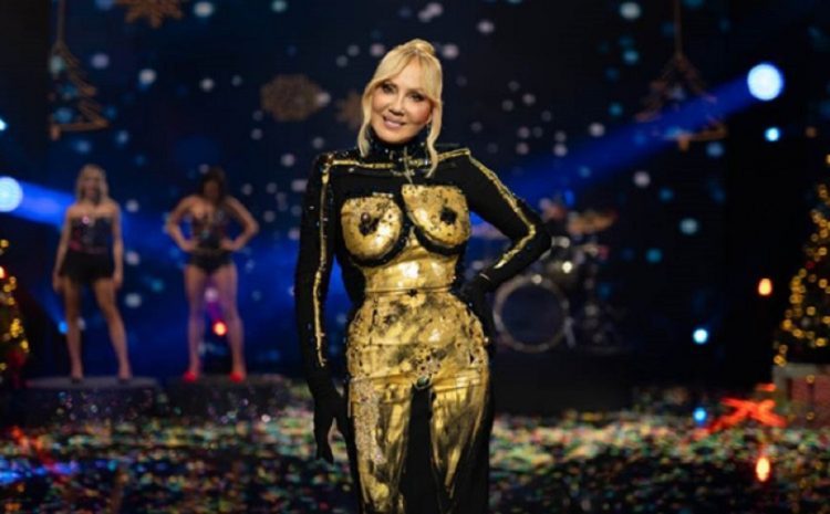 ‘Horor’ haljina Lepe Brene za doček Nove 2023. godine