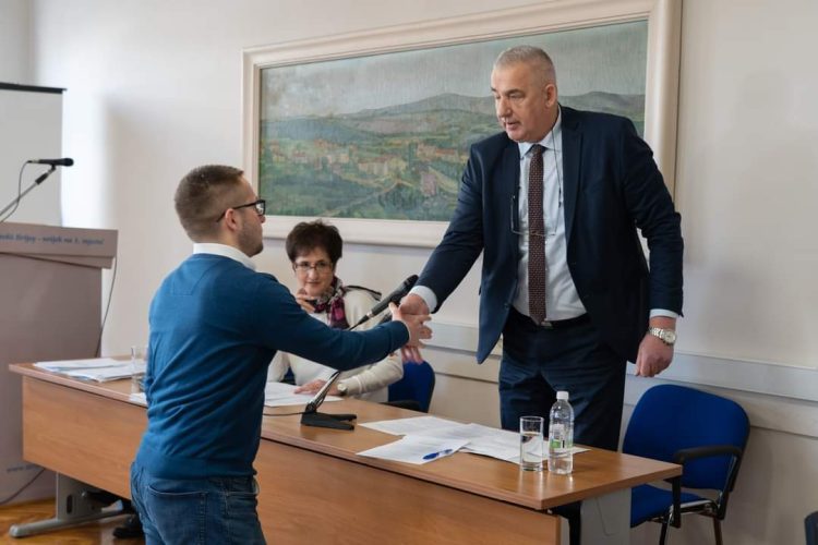 Gradsko vijeće usvojilo Odluku o dodjeli jednokratne financijske potpore za 70 studenata