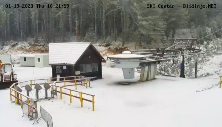 Pogledajte stanje sa snijegom na Blidinju