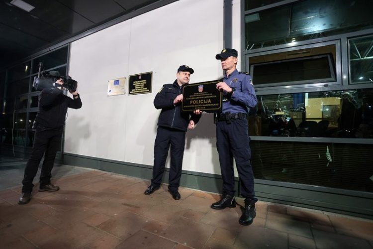 Schengen pooštrio kontrolu na graničnim prijelazima prilikom ulaska u RH