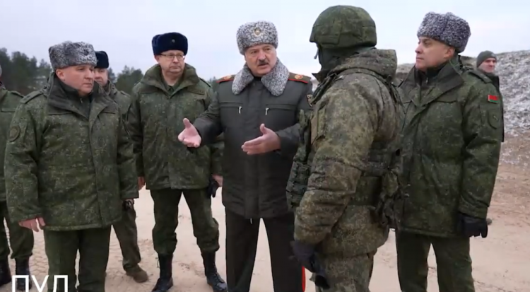 Poljski analitičar: “Sve upućuje na to da će se Bjelorusija uključiti u rat”