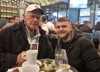 Dirljiv susret Ljubušaka Mateja Šarca s čovjekom kojem je na Poljudu spasio život