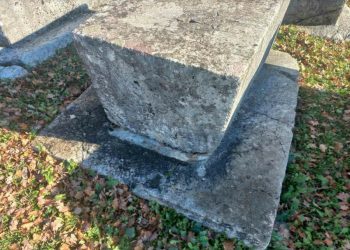 Serije potresa pomaknule i stećke kod Stoca