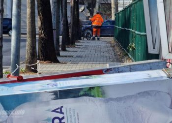 Posljedice vjetra u Mostaru i razbacano smeće po ulicama