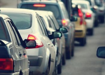 Čak 85 posto vozila u BiH staro je 10 i više godina