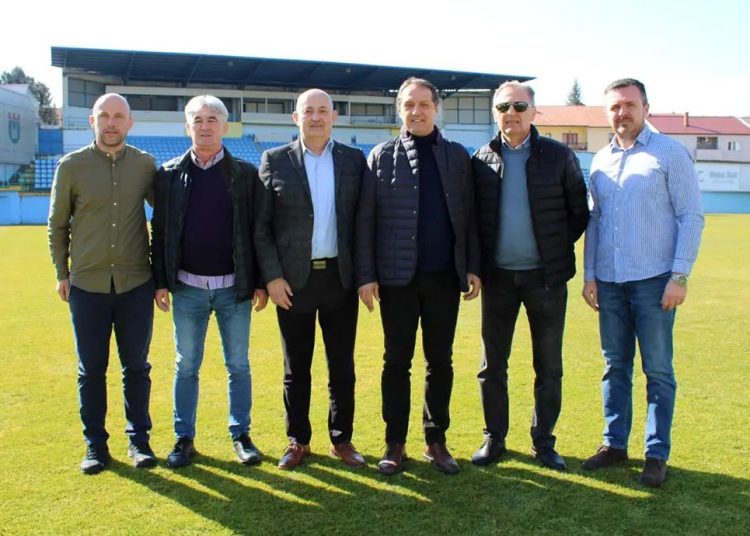 Izbornik BiH Faruk Hadžibegić posjetio NK Široki Brijeg