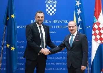 Konaković s Grlić Radmanom: Konkretna rješenja za izmjene Izbornog zakona na zajedničkoj sjednici dviju vlada