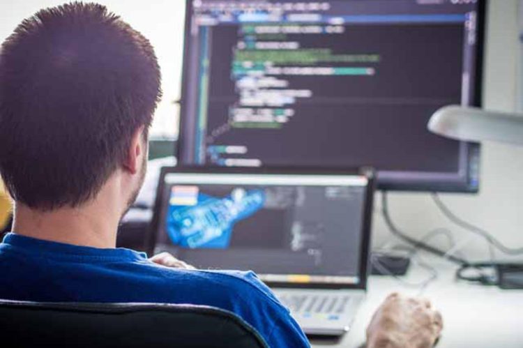 Programer među najtraženijim, ali i najplaćenijim zanimanjima u BiH