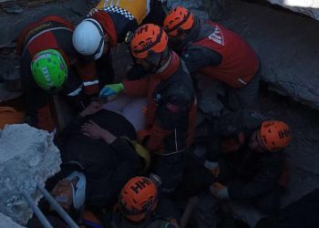 Broj mrtvih u Turskoj i Siriji premašio 30.000, još uvijek se izvlače preživjeli