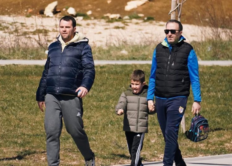 Posušje i Široki igraju na Mokrom docu, donosimo par fotografija s tribina