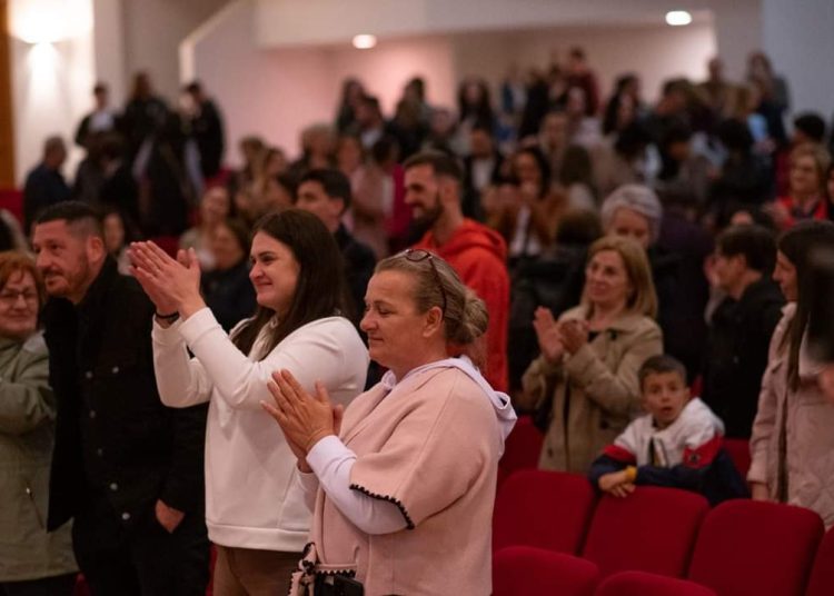 Stijepo Gleđ Markos zahvalio se širokobriježanima i “Mladom Suncu” nakon koncerta na Puringaju