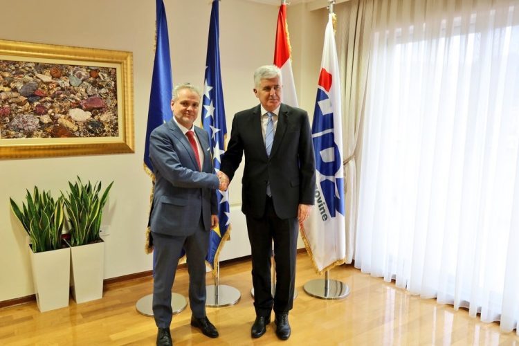 Čović i Sattler: Ubrzano završiti implementaciju rezultata Općih izbora i krenuti u sveobuhvatne reforme