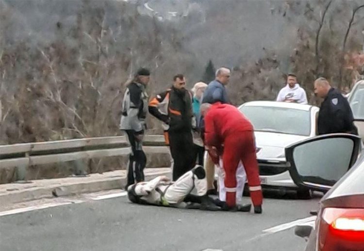 Motorist ozlijeđen u teškoj prometnoj nesreći