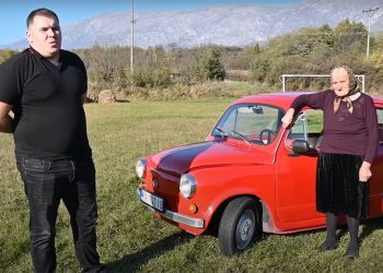 Baka Vinka vozi fiću i bagija, a s unukom snima videa za Youtube