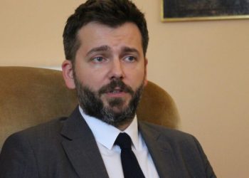 Iz SDA prijete: Schmidt će snositi posljedice ako izbaci SDA iz vlasti, novu odluku za FBiH možda ne bi provodili