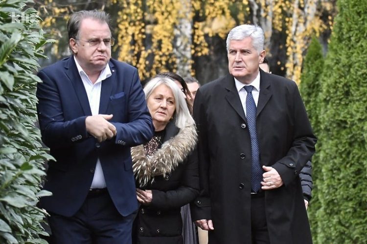 HDZ i Osmorka u petak žele definirati Vladu FBiH: Sa Schmidtom il’ bez Schmidta