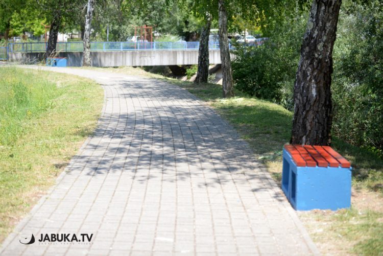 Široki Brijeg: Izlila se kanalizacija na šetnici