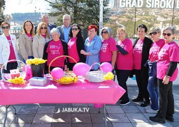 Široki Brijeg: Hrabre žene u rozom s narcisima odaslale životno važnu poruku