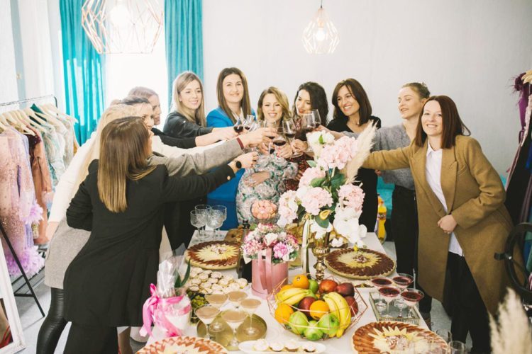 Mlada ljubuška poduzetnica otvorila krojački salon u obiteljskoj kući