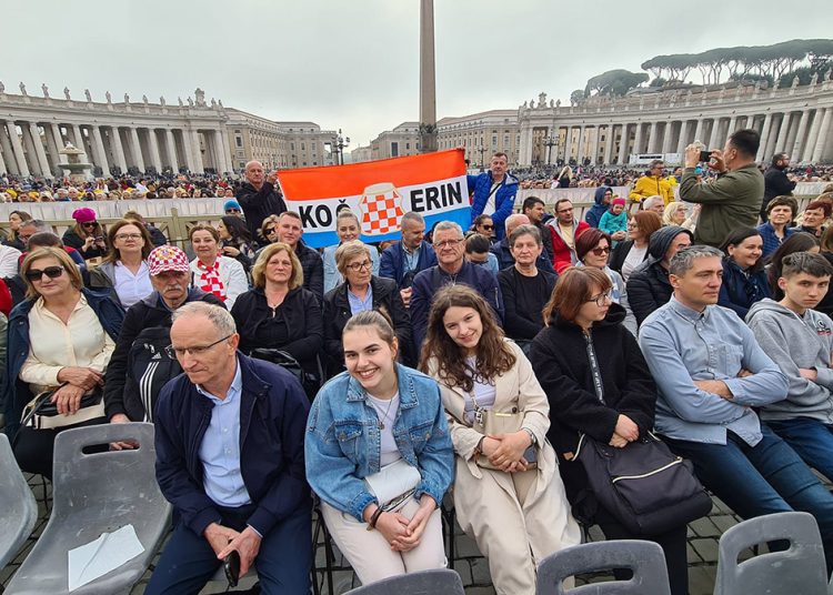 Hodočasnici s Kočerina bili na audijenciji s papom Franjom
