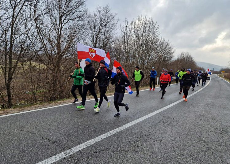 Dvojac iz Širokoga Brijega istrčao utrku za poginule branitelje u bitci za Kupres