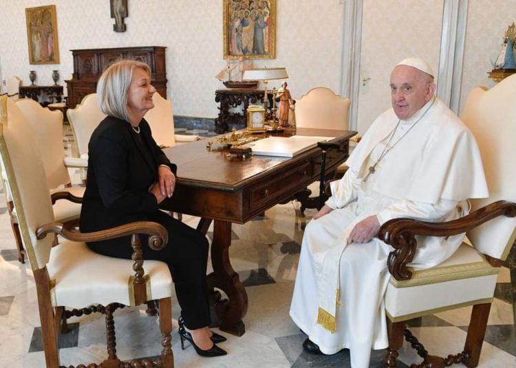 Borjana Krišto na općoj audijenciji kod Svetog Oca pape Franje