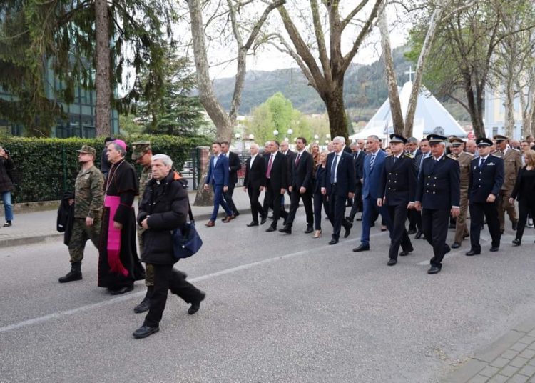 U Mostaru održana središnja svečanost povodom 31. obljetnice HVO-a