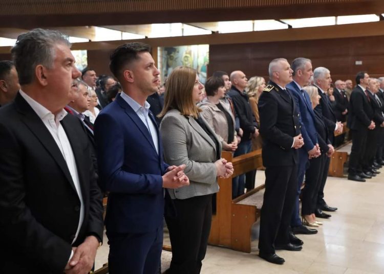 U Mostaru održana središnja svečanost povodom 31. obljetnice HVO-a