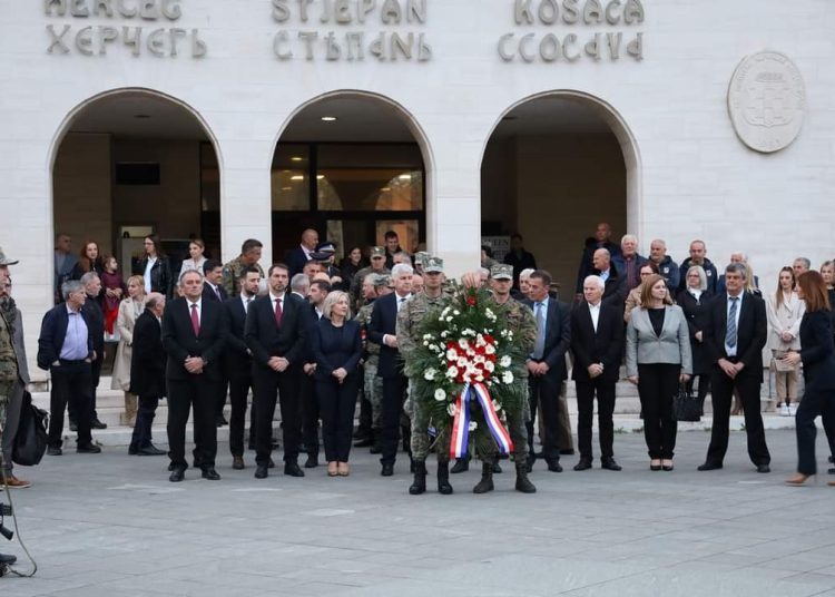 U Mostaru održana središnja svečanost povodom 31. obljetnice HVO-a