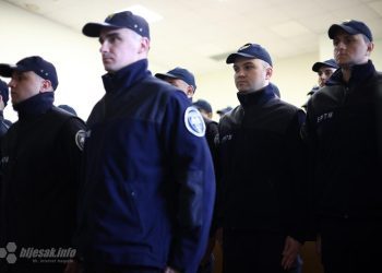 Promovirano 50 novih policajaca i osam mlađih inspektora MUP-a ŽZH