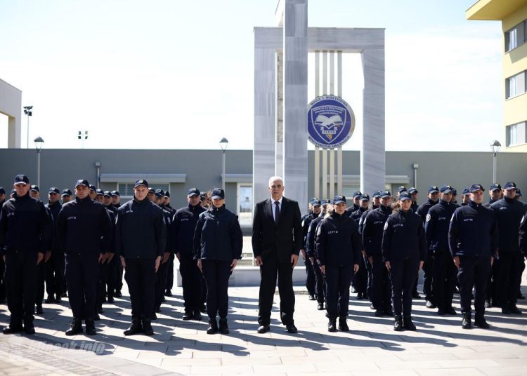 Promovirano 50 novih policajaca i osam mlađih inspektora MUP-a ŽZH