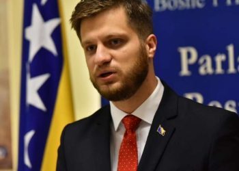 Čengić (SDP): Novim Schmidtovim odlukama HDZ-u omogućeno blokiranje FBiH i županija