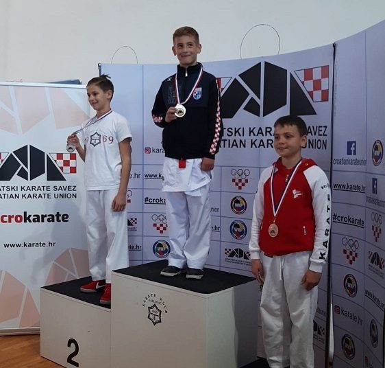 Četiri zlatne medalje za Karate klub Široki Brijeg