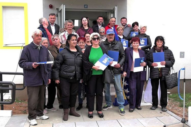 Mostar: 24 obitelji dobile krov nad glavom