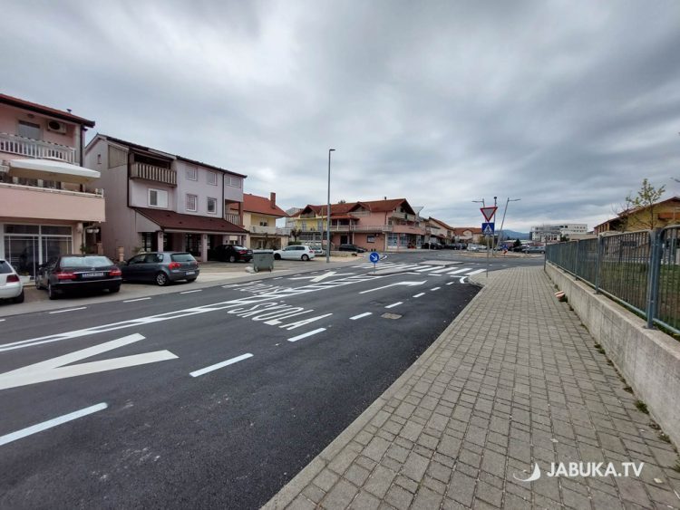 Široki Brijeg: Postavljena prometna signalizacija oko kružnog toka na Lisama