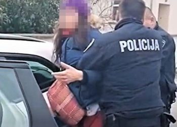 Udarala muža svijećnjakom po glavi jer nije htio voditi psa u šetnju