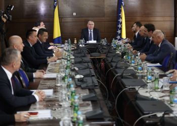 Nikšić najavio stvaranje boljeg gospodarskog ambijenta, Kraljević želi nastavak stroge kontrole proračunskih rashoda