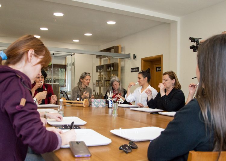 U Parku prirode Blidinje održan Festival narcisa