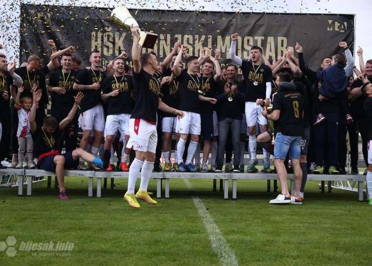 Plemići pobjedom protiv Leotara proslavili osvajanje dvostruke krune