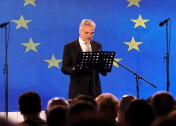 U Travniku obilježen Dan Europe: Johann Sattler i 13 ambasadora posjetili Srednju Bosnu