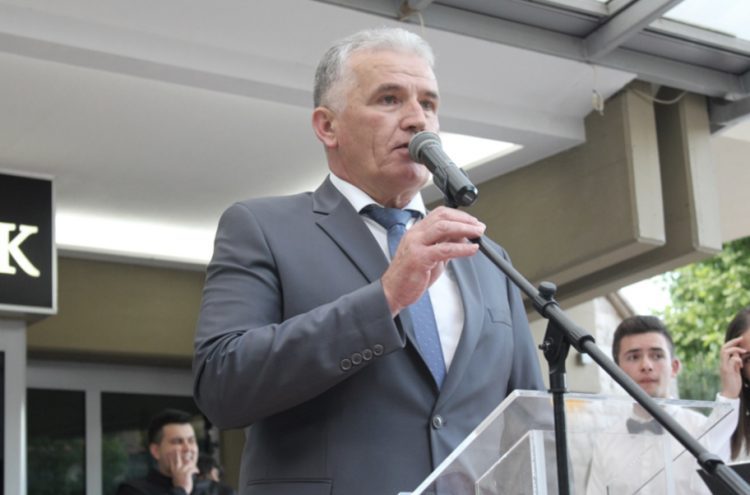 Razriješen ravnatelj širokobriješke Gimnazije Miro Bošnjak