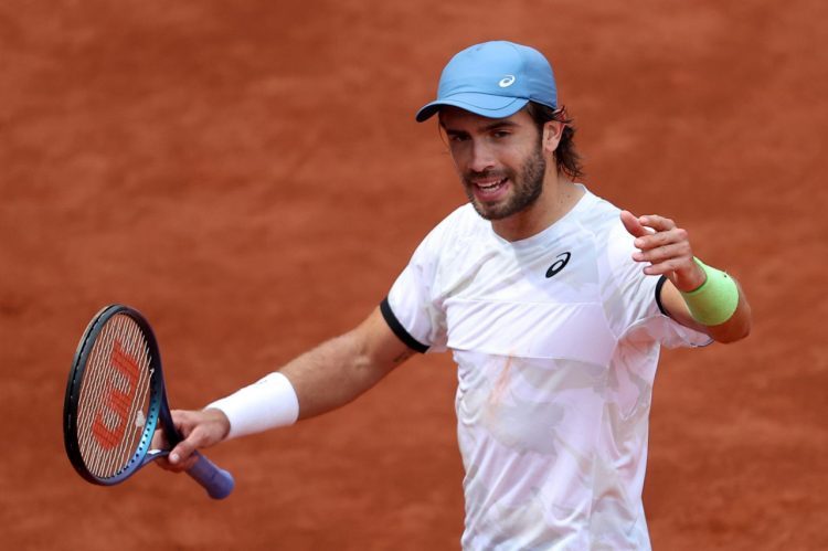 Ćorić u nevjerojatnom maratonu izborio četvrtfinale u Madridu