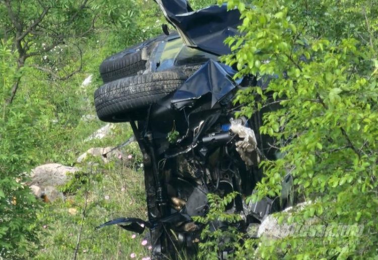 Prometna nesreća Mostar – Široki Brijeg: Djevojka prebačena u Zagreb, druga životno ugrožena